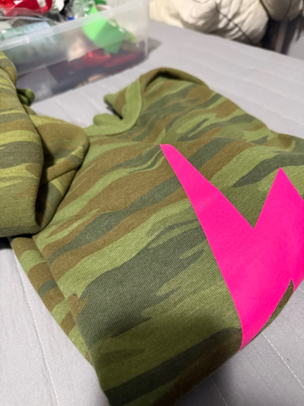 Aviator Nation army and camo mixed set 2 crews and 1 sweat pant - Picture 5 of 8
